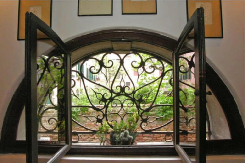 Walk On The Water ✧ 5 Minutes To Rialto Bridge Apartment Venice Luaran gambar