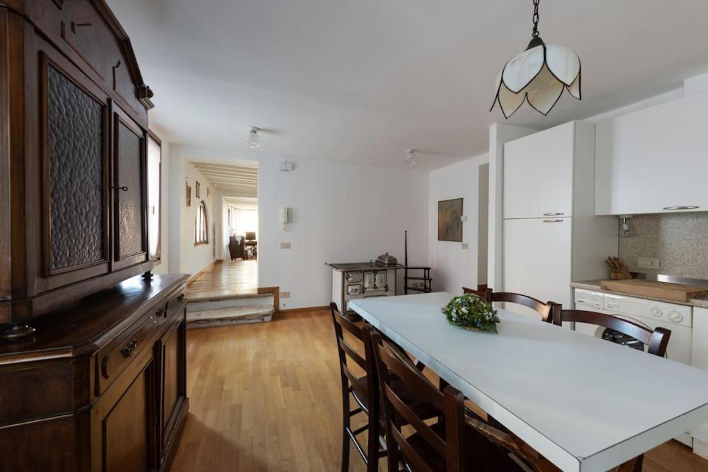 Walk On The Water ✧ 5 Minutes To Rialto Bridge Apartment Venice Luaran gambar